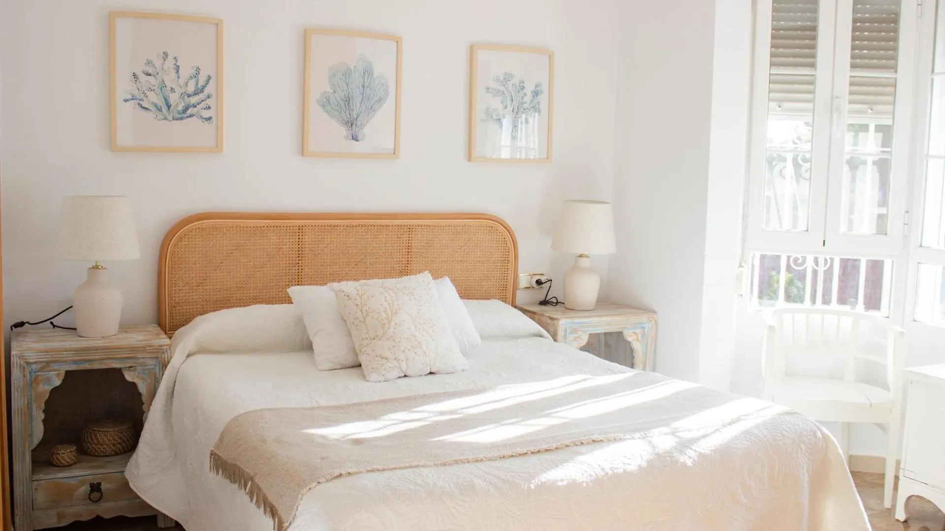 Luxury Style Villa Aurora Roche Spain