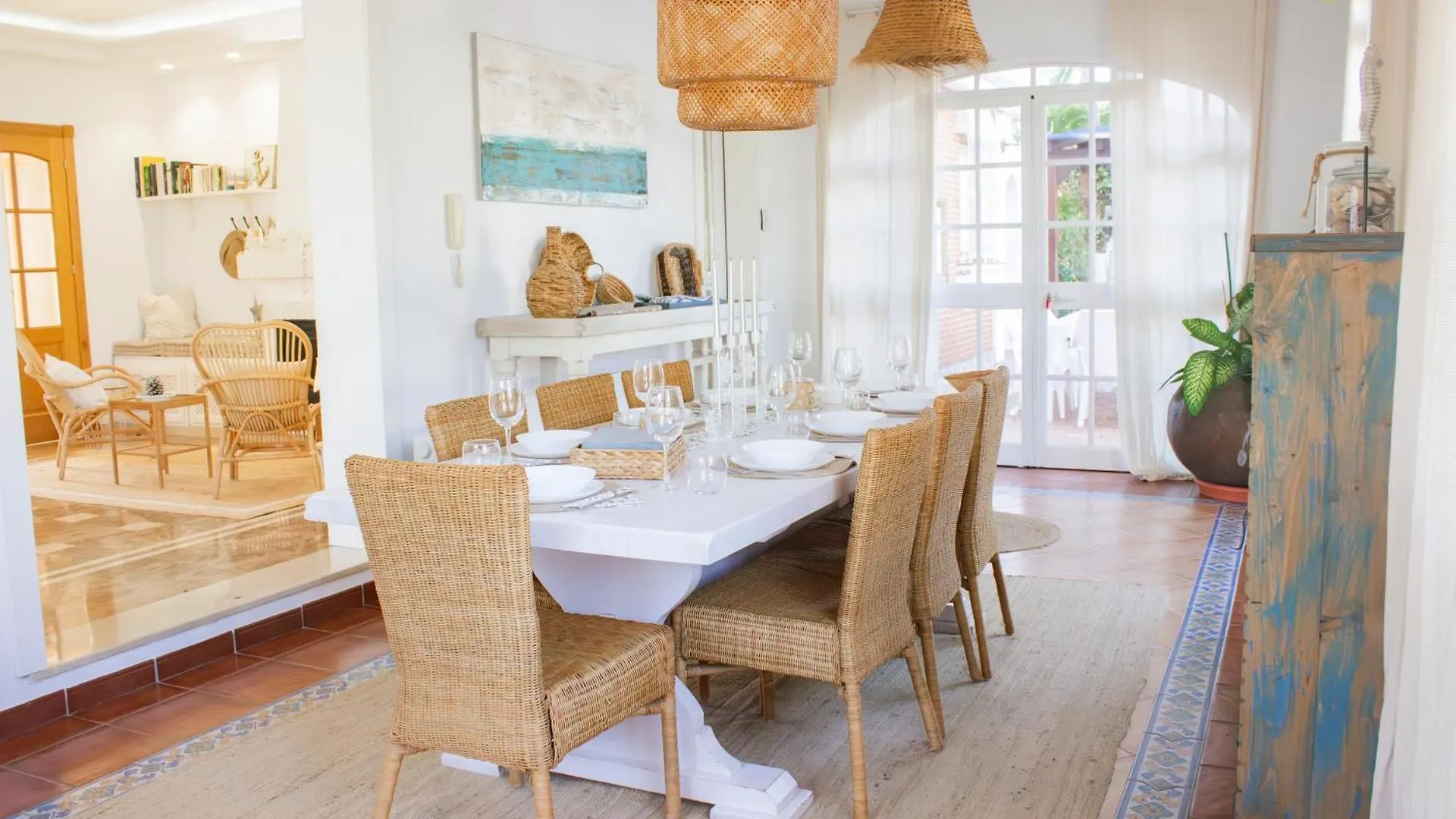 Luxury Style Villa Aurora Roche